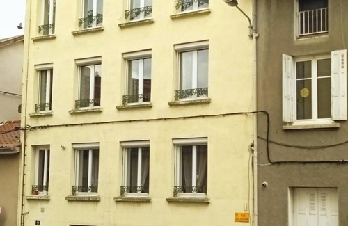 Saint-Etienne Apartment | Le Duplex d'Abi, quiet, overlooking courtyard, close to the center of Saint Étienne