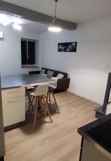 Meximieux Apartment | Le Duplex