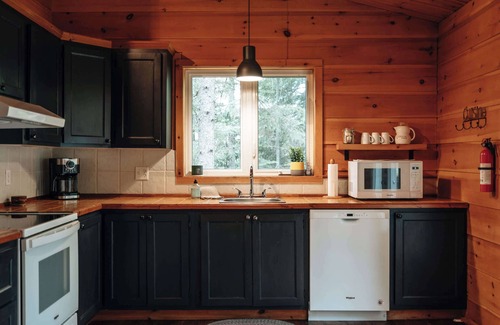 Notre-Dame-de-la-Merci Ski Chalet | Le Fairytale - Enchanting Getaway with Spa & Sauna