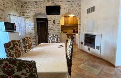 Roches Grises Bed & Breakfast | Le Fenouillet Cottage proche des Grands Buffets