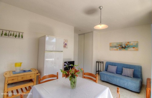 Ajaccio House | Le Figuier with communal swimming pool
