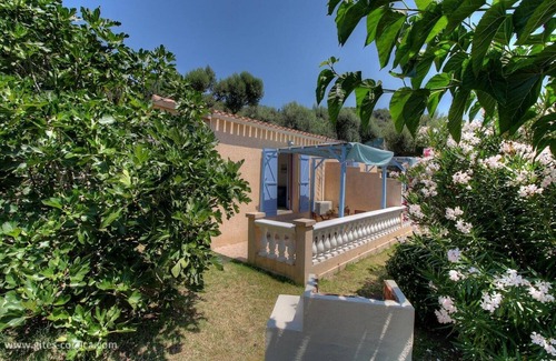 Ajaccio House | Le Figuier with communal swimming pool