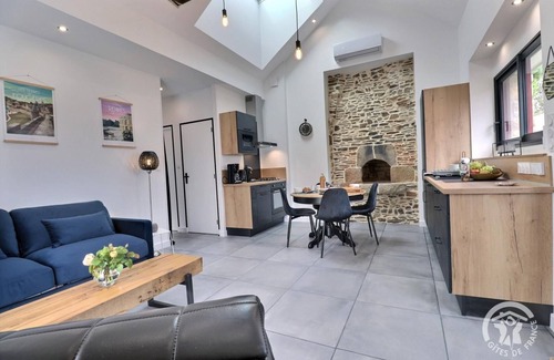 Saint-Georges-de-Chesne House | Le Four - RIVES-DU-COUESNON