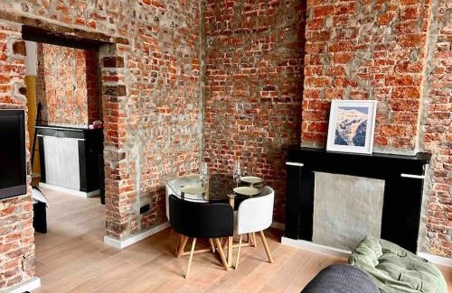 Saint-Laurent Apartment | Le gîte aux Briques Rouges - Coeur historique
