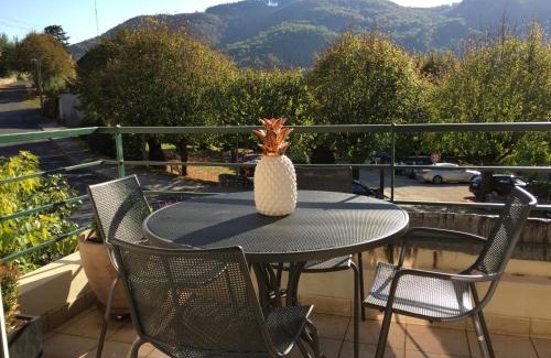Entraygues-sur-Truyere Apartment | Le Gîte de Jean