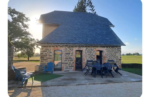 Pleaux House | Le gîte de Lachaux (Cantal)