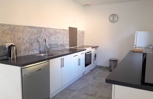 Vulaines-sur-Seine House | "Le Gîte du Clos *" - 2 bedroom house, garden, garage 5 km from Fontainebleau