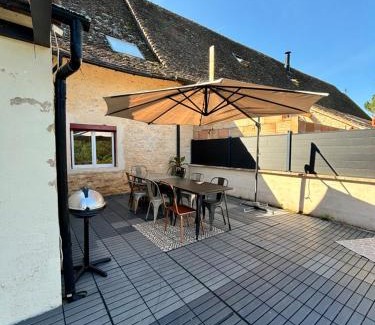 Chatenoy-le-Royal House | Le gîte du Château Mouton