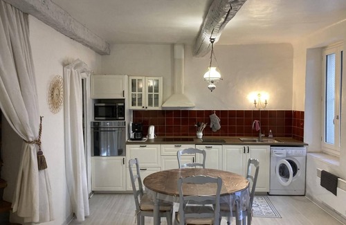 Correns House | Le gîte PETIT-CONIL - CORRENS