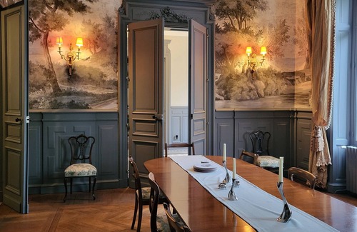 Saint-Medard-de-Guizieres House | Le Grand Manoir d'Aleksandr