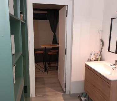 Chasseneuil-du-Poitou Apartment | LE GOOD TRIP studio à 3 min du Futuroscope