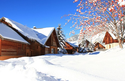 Nevache Ski Chalet | Le Gouroùn Hameau des Chazals Nevache Hautes Alpes