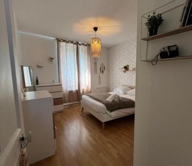 Blois Apartment | Le grand abri de la Garenne - Séjour cosy à Blois