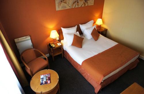 La Rochette Hotel | Le Grand Monarque