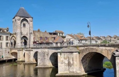 Veneux-les-Sablons Apartment | Le grand morétain