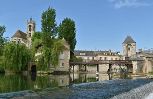 Veneux-les-Sablons Apartment | Le grand morétain