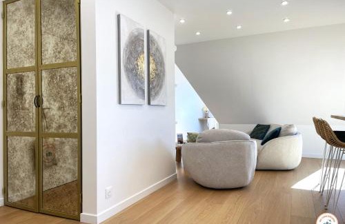 Tourgeville Apartment | Le Grand Palais - 50m Plage - Vue mer - Tennis