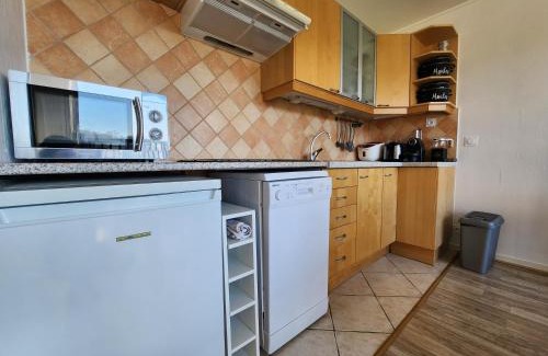 Clair Valon Apartment | Le Green - Appt Houlgate vue sur le golf