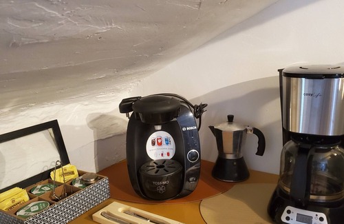 Beziers Apartment | Le Grenier 1900, Wi-fi, Climatisation, Terrasse, 15 Minutes du Centre