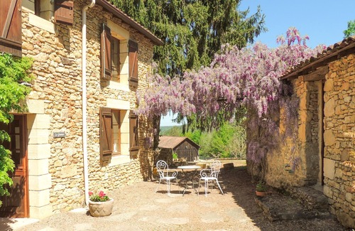 Larzac Apartment | Le Grenier - A little cottage with an annexe