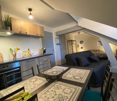 Verdun Apartment | Le Grenier Saint-Pierre