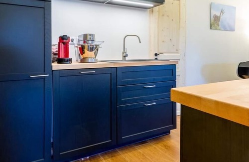 Saint-Jeoire-Prieure House | LE GYPAETE - CHALLES LES EAUX