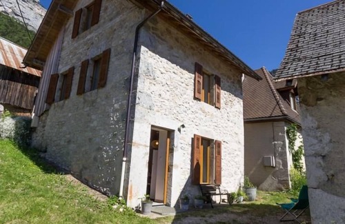 Saint-Meme d'en Haut House | LE Habert DES Farios