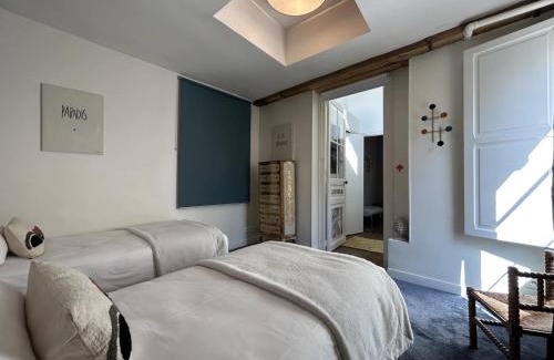 Republique Hotel | Le Henri II - logements d'exceptions entièrement autonomes