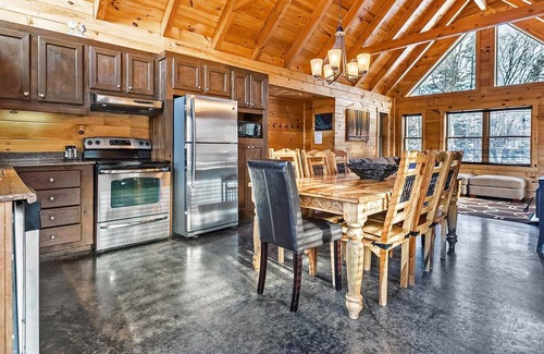L'Ange-Gardien Ski Chalet | Le Héron ♫ Log Cabin in the ♥ of Nature
