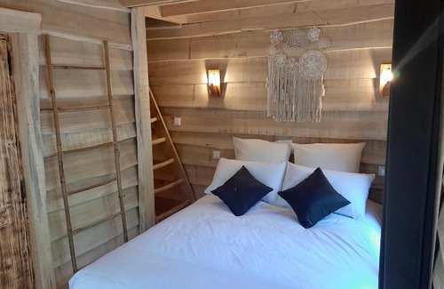 Gilly-sur-Loire Ski Chalet | Le Jardin Des Cabanes