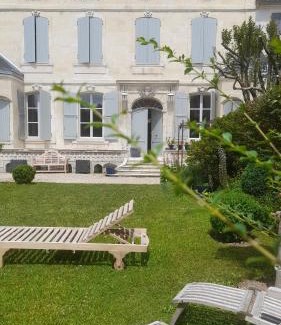 Saint-Jean-d'Angely Bed & Breakfast | Le Jardin des Anges