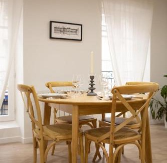 Fontainebleau Apartment | Le jardin des Hautes Presles Le carrousel City