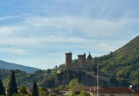 Foix Apartment | Le Jardin Secret, Vue sur le château & Parking