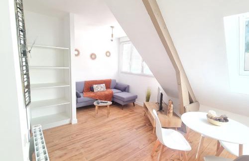 Hennebont Apartment | Le Jaures 5 - T2 - Dernier Etage
