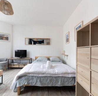 Quartier de France Apartment | Le Jean Bapt- Charmant studio à proximité du plan d’eau