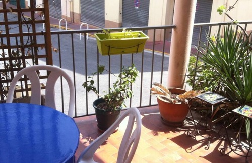 Carnot Apartment | Le jean, Charming studio, all comforts, center of Cannes