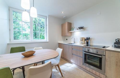 Paray-le-Monial Apartment | Le Jungle - Appt pour 6 avec parking privé