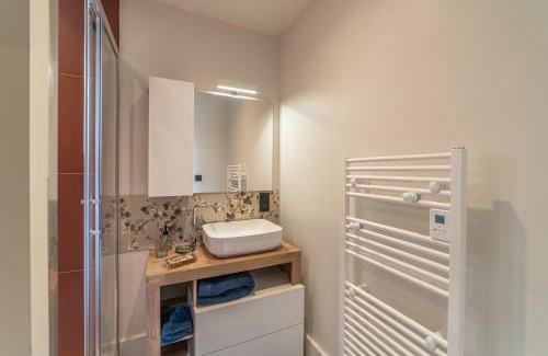 Paray-le-Monial Apartment | Le Jungle - Appt pour 6 avec parking privé