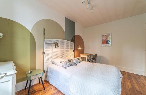 Paray-le-Monial Apartment | Le Jungle - Appt pour 6 avec parking privé