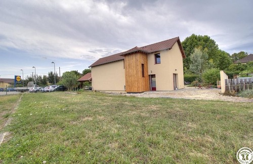 Montrevel-en-Bresse House | Le KA - MONTREVEL EN BRESSE