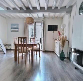 Dieppe Apartment | LE KALEHO, Grand Duplex au coeur de Dieppe - NETFLIX