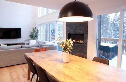 Lac-Swell Ski Chalet | Le Kozy