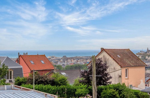 Dieppe Apartment | Le Léon 13, Joli studio avec balcon situé à Dieppe