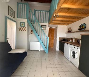 Les Ayguades House | Le lagon vue dégagée