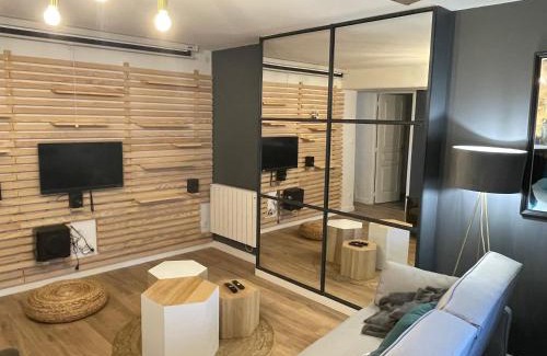 Auxerre Apartment | Le Lavoir 1/calme/Fibre/Bord de l'Yonne