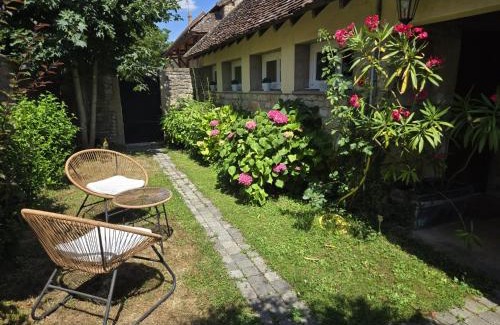 Laives Apartment | Le Lavoir - Laives