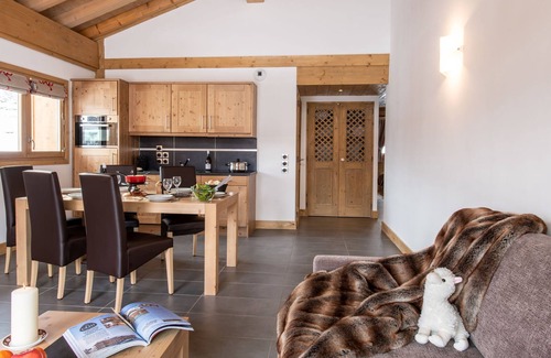 Les Boisses Apartment | Le Lodge des Neiges by Interhome