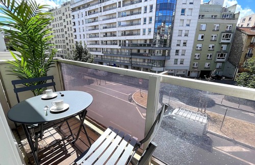 Republique–Point-du-Jour Apartment | le loft 56 de Boulogne