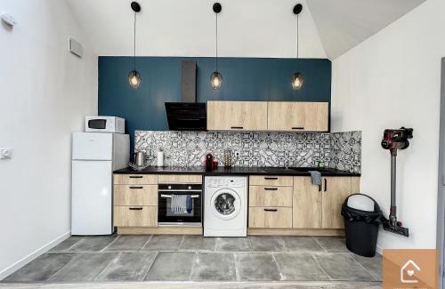 Chatellerault Apartment | Le Loft Climatisé - 6 personnes - Entrée autonome