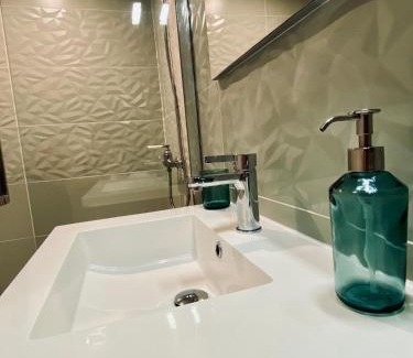 Lescure-dAlbigeois Apartment | Le Loft de l Horloge